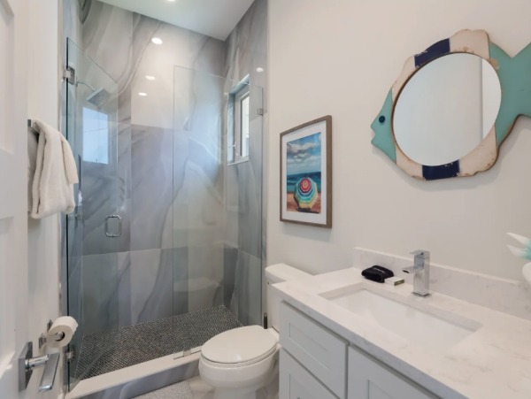 Luxurious Canal-Front Retreat - Perfect for Families